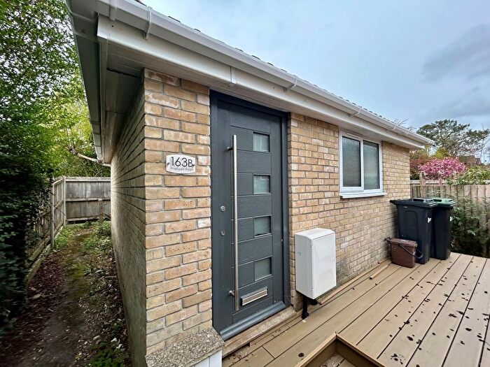 Studio For Sale In B Phelipps Road, Corfe Mullen, Dorset, BH21