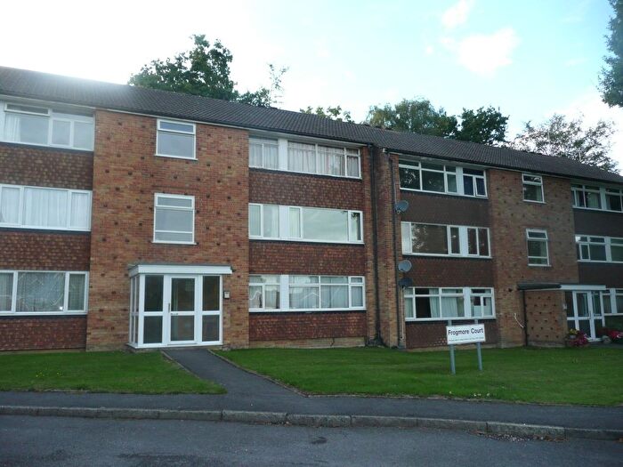 2 Bedroom Flat To Rent In Frogmore Court, Blackwater, Camberley, GU17