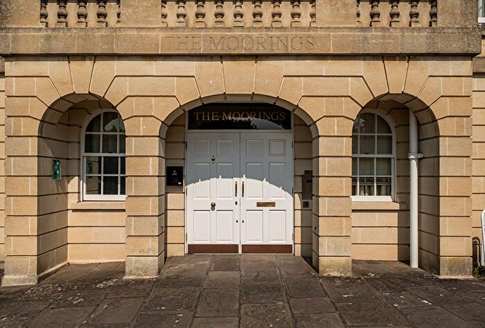 1 Bedroom Flat For Sale In Sydney Wharf, Bath, Somerset, BA2