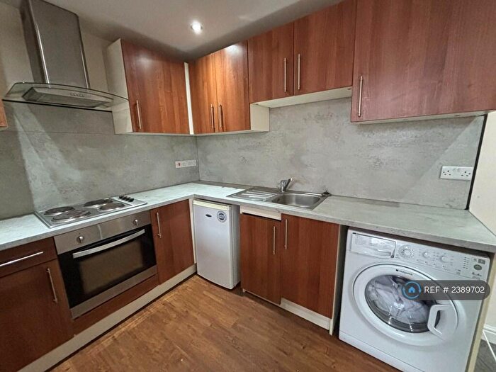 1 Bedroom Flat To Rent In Empire House, Doncaster, DN1