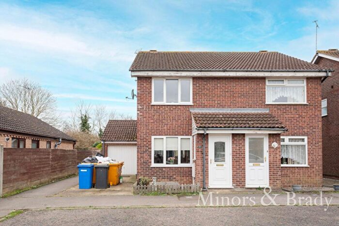 2 Bedroom Semi Detached House To Rent In Broadoak Close, Carlton Colville, NR33