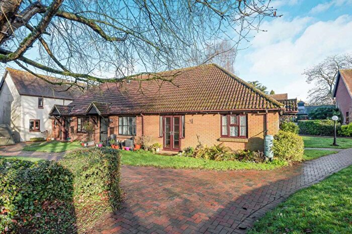 2 Bedroom Terraced Bungalow For Sale In Orchard Walk, Watlington, OX49