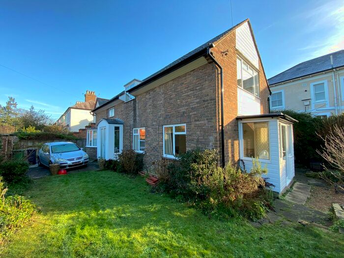 3 Bedroom Detached House To Rent In Grove Road, Epsom KT17