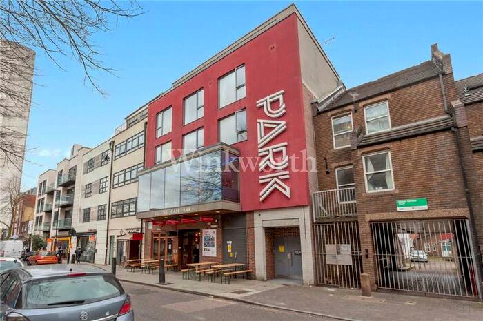 2 Bedroom Flat To Rent In Clifton Terrace, London, N4