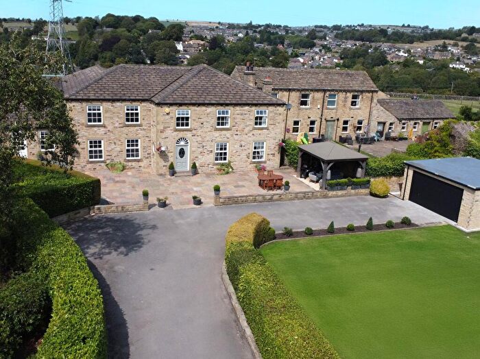 5 Bedroom Detached House For Sale In The Laurels, Lascelles Hall Road, Lascelles Hall, HD5