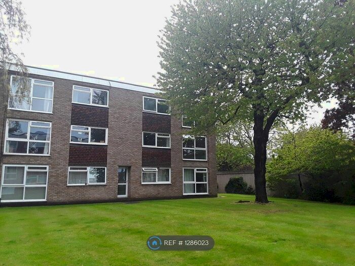 1 Bedroom Flat To Rent In Chanctonbury Gardens, Sutton SM2