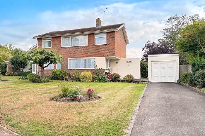 4 Bedroom Detached House For Sale In Weavers Ring, Angmering, West Sussex, BN16