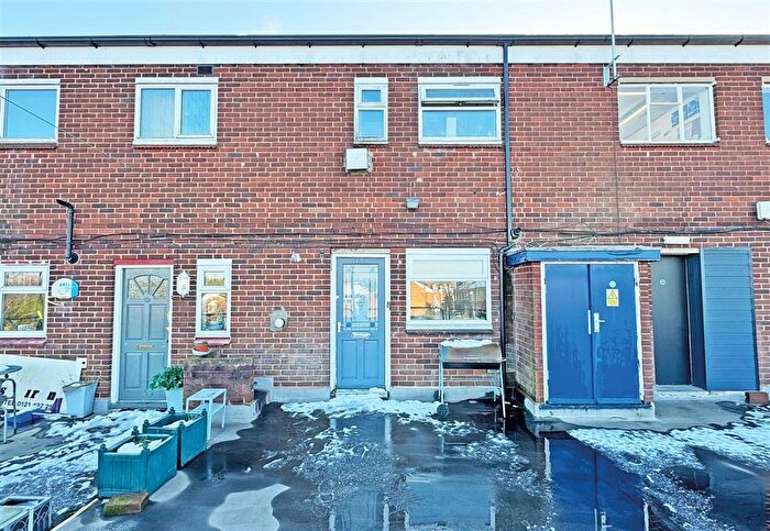 2 Bedroom Maisonette For Sale In High Street, Harborne, Birmingham, B17