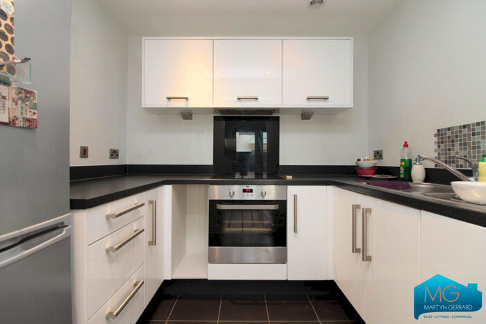 2 Bedroom Apartment To Rent In Gabriel Court, Needleman Close, Collindale, NW9