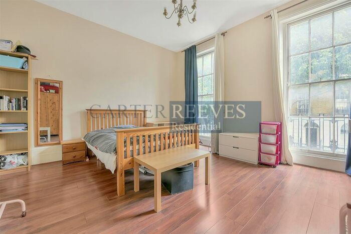 2 Bedroom Flat To Rent In Swinton Street, London, WC1X
