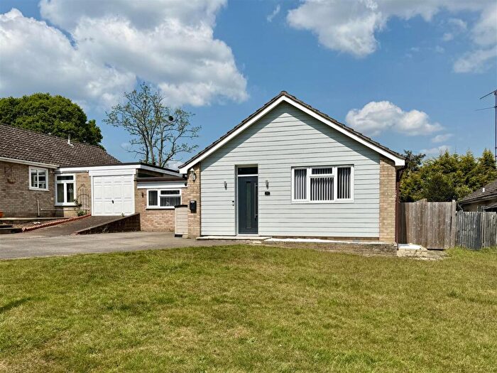 3 Bedroom Bungalow For Sale In Beech Close, Sproughton, IP8