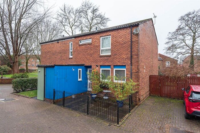 3 Bedroom Semi Detached House For Sale In Broadfields, Chorley, PR7