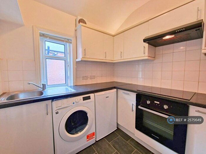 1 Bedroom Flat To Rent In Fordhouse Lane, Birmingham, B30