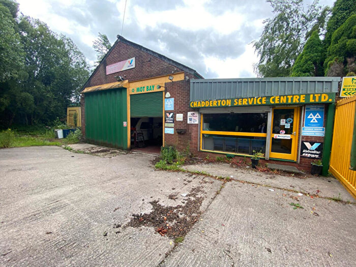 Garages For Sale In Lansdowne Road, Oldham, Lancashire, OL9