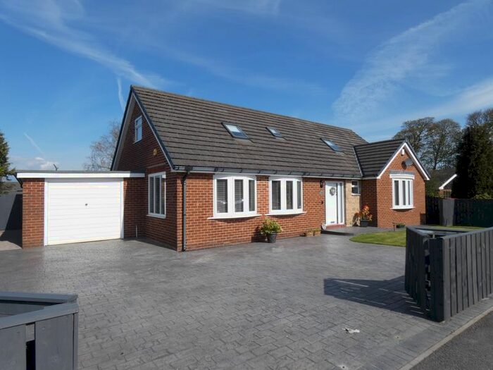 5 Bedroom Detached Bungalow For Sale In Westmoor Close, Spennymoor, DL16