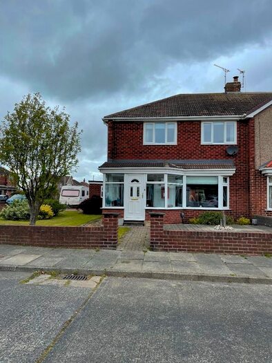 3 Bedroom Semi-Detached House To Rent In Dereham Road, Seaton Sluice, Whitley Bay, NE26