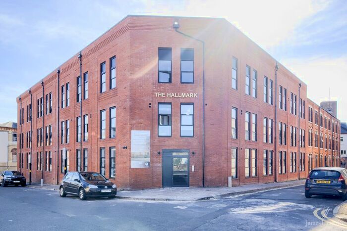 4 Bedroom Flat To Rent In The Hallmark, 5 Bond Street, Birmingham City Centre B19