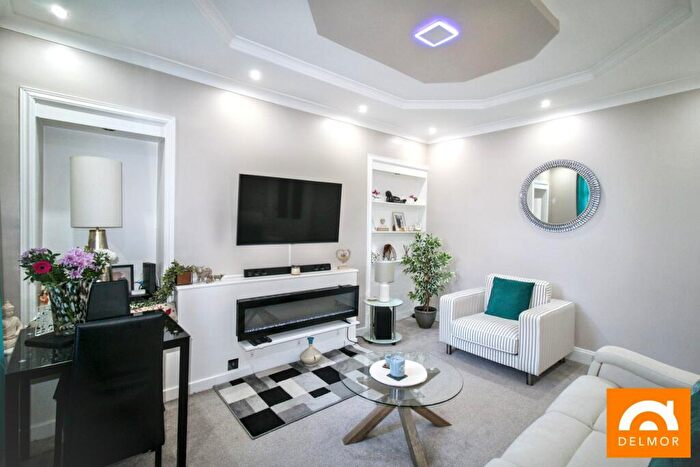 2 Bedroom Flat For Sale In Michael Street, Buckhaven, Leven, KY8