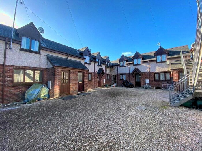 1 Bedroom Flat To Rent In Victoria Street, Holsworthy, EX22