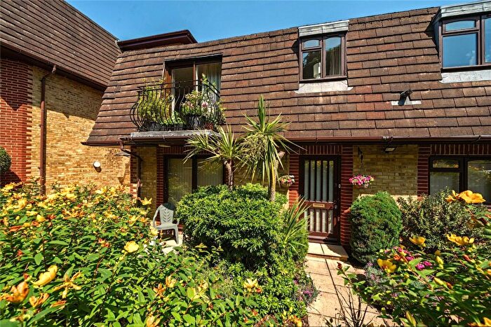 2 Bedroom Maisonette For Sale In Tudor Road, Beckenham, BR3