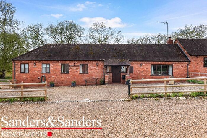 2 Bedroom Bungalow For Sale In Henley Road, Great Alne, Alcester, B49