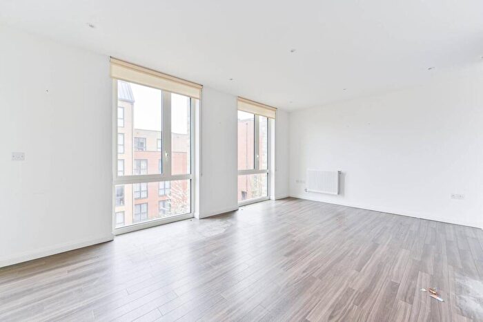 1 Bedroom Flat To Rent In Brannigan Way, Stanmore, Edgware, HA8