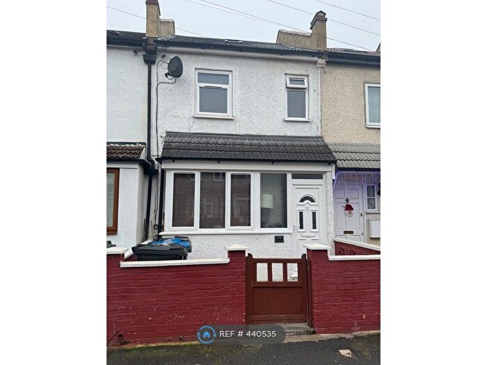 3 Bedroom Terraced House To Rent In Donald Road, Croydon, CR0