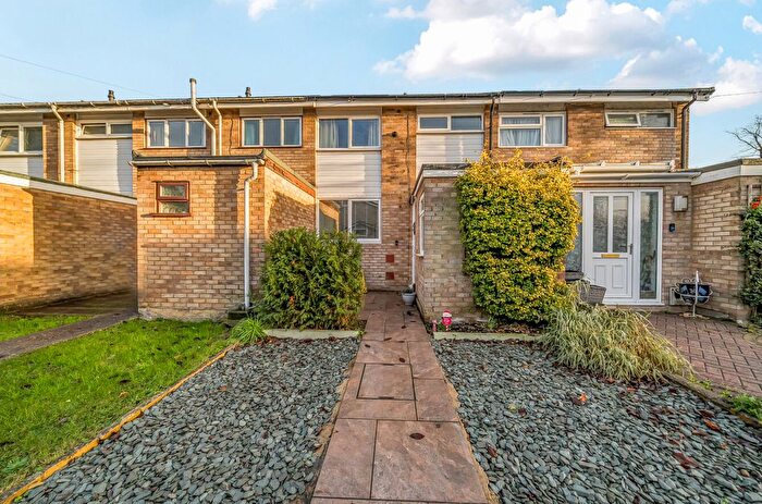 3 Bedroom Terraced House For Sale In Ellison Close, Windsor, Berkshire, SL4