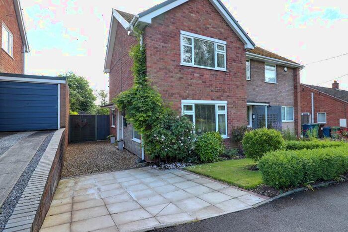 2 Bedroom Semi-Detached House For Sale In Creswell Grove, Stafford, ST18