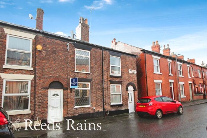 2 Bedroom Terraced House For Sale In West Bond Street, Macclesfield, Cheshire, SK11