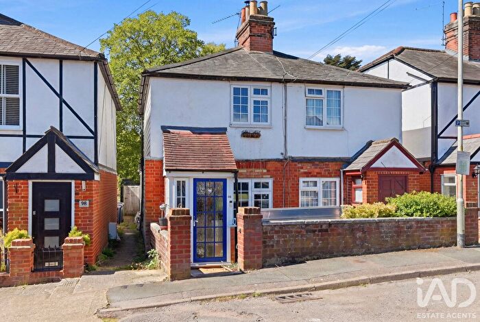 3 Bedroom Semi-Detached House For Sale In Nursery Road, Bishop's Stortford, CM23