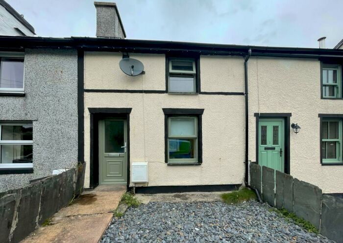 1 Bedroom Terraced House For Sale In Glanypwll, Blaenau Ffestiniog, Gwynedd, LL41
