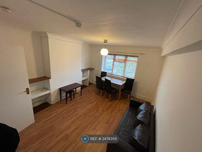 2 Bedroom Flat To Rent In Charlton Court, London, E6
