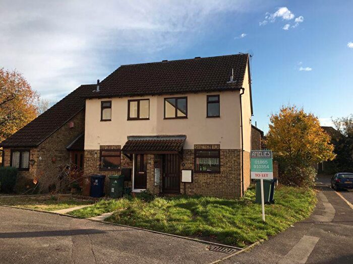 2 Bedroom End Of Terrace House To Rent In Broadfields, Littlemore, OX4