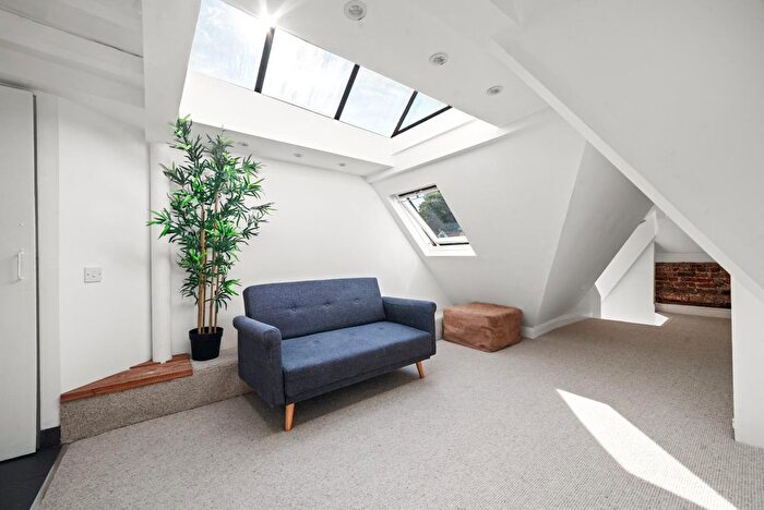 Studio To Rent In Highgate, N6