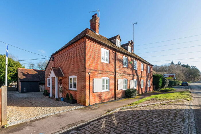 3 Bedroom Semi-Detached House For Sale In Nuneham Courtenay, Oxford, OX44