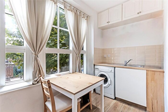 1 Bedroom Flat To Rent In Wilmot Street, London, E2