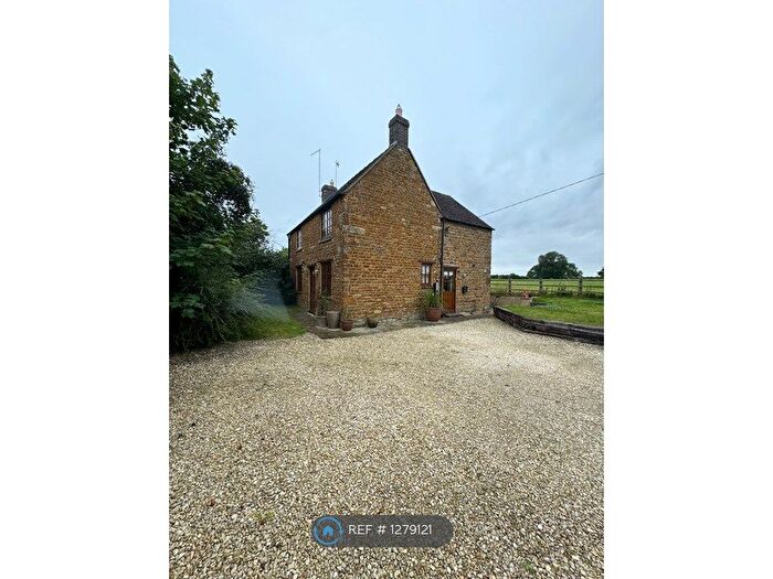 3 Bedroom Detached House To Rent In Williamscot, Banbury, OX17