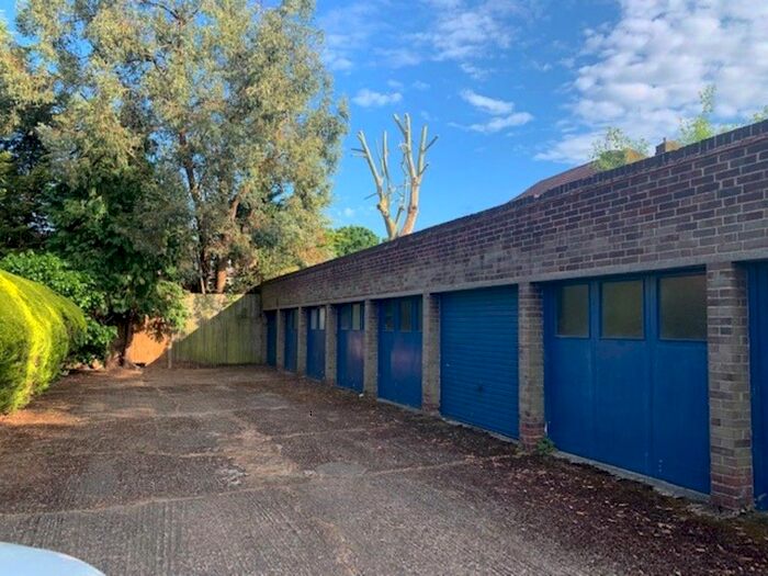 Parking/garage To Rent In Giggs Hill Gardens, Thames Ditton, KT7