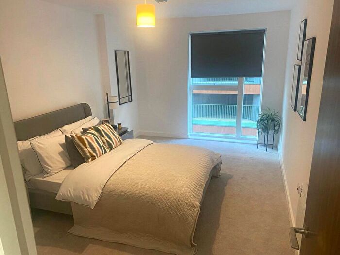 1 Bedroom Apartment To Rent In The Grand Exchange, Market Street, Bracknell, Berkshire, RG12