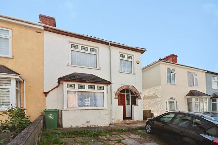 3 Bedroom Semi Detached House For Sale In Park Place, Eastville, Bristol, BS5