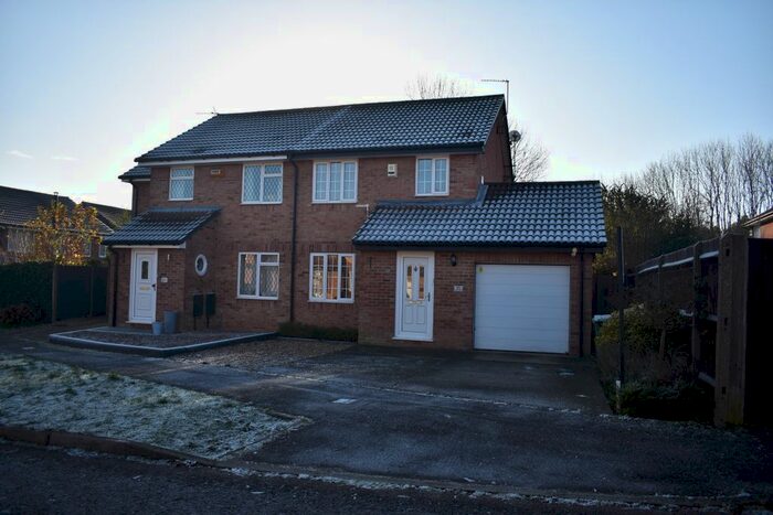 3 Bedroom Semi-Detached House To Rent In Burgess Gardens, Newport Pagnell, MK16