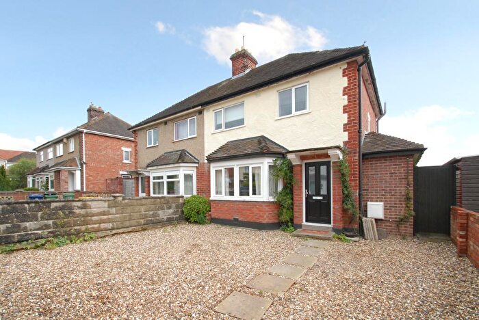 3 Bedroom Semi-Detached House To Rent In Ridley Road, East Oxford, OX4