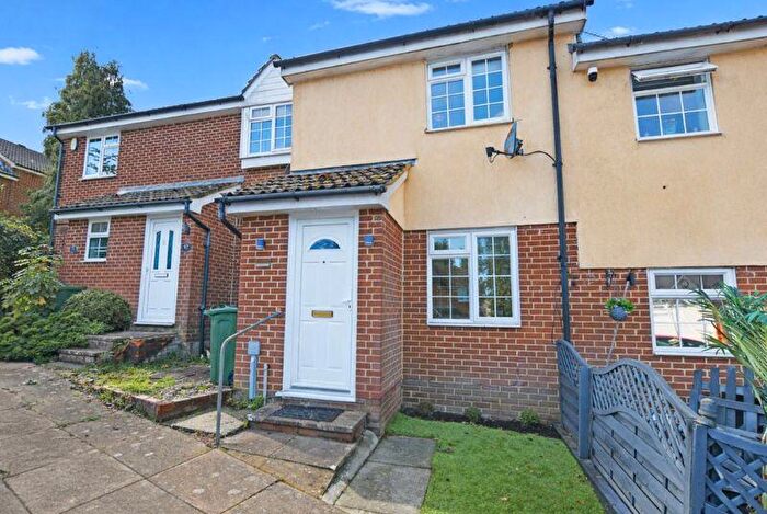 2 Bedroom Terraced House For Sale In Willow Rise, Maidstone, ME15