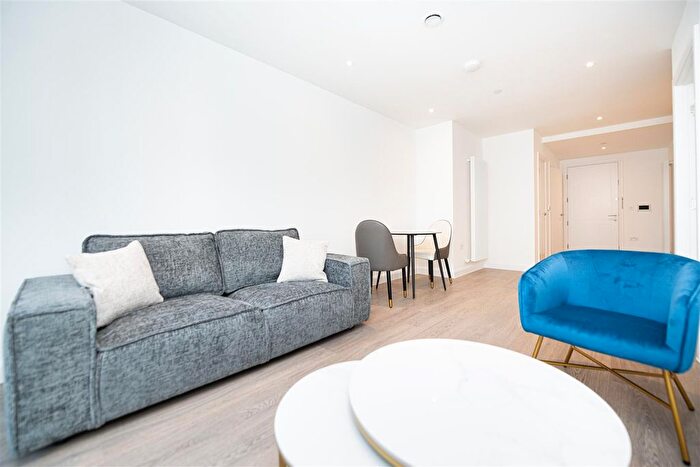 1 Bedroom Flat To Rent In Eden Place, Canning Town, London, E16