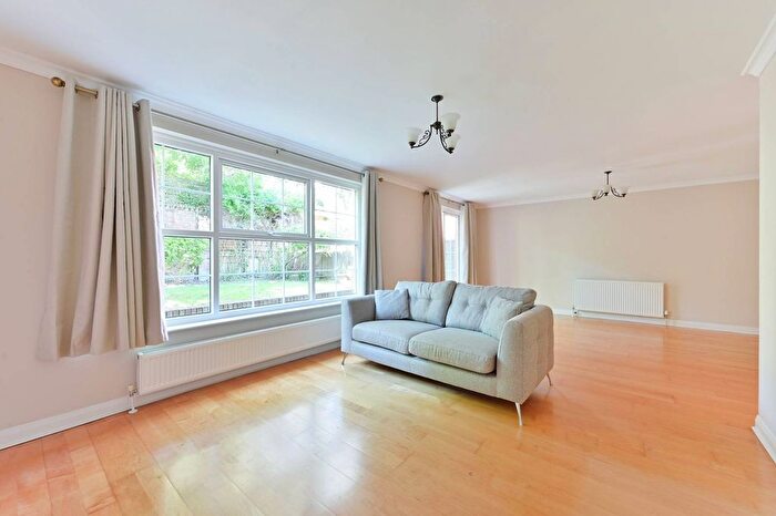 4 Bedroom Terraced House To Rent In Leeward Gardens, Wimbledon, London, SW19