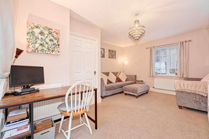 3 Bedroom Terraced House For Sale In Luscombe Avenue, Hellingly, BN27