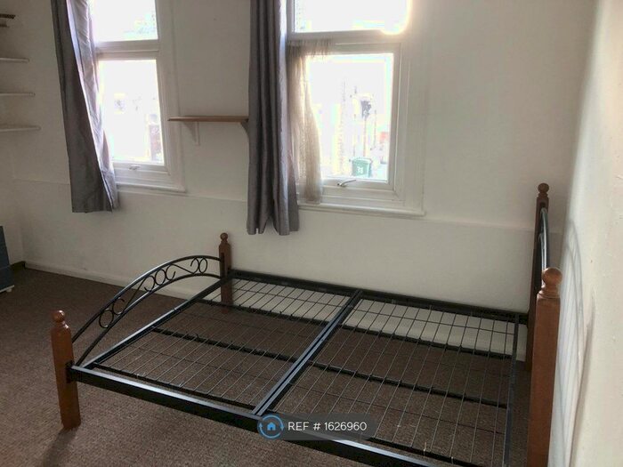 1 Bedroom Property To Rent In Kingsley Road, Maidstone, ME15