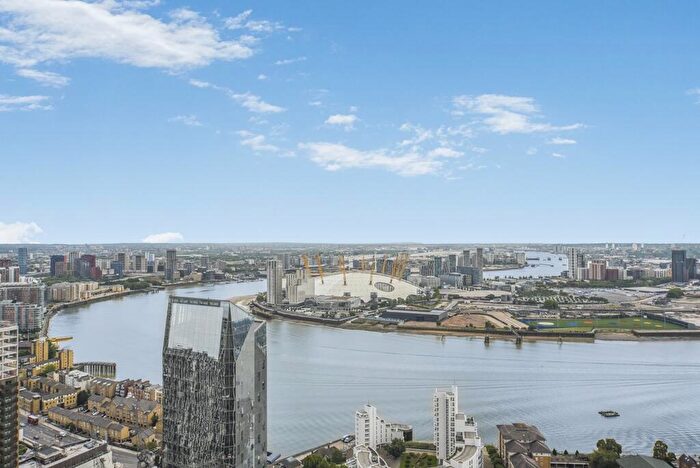 1 Bedroom Apartment To Rent In One Thames Quay, Marsh Wall, E14