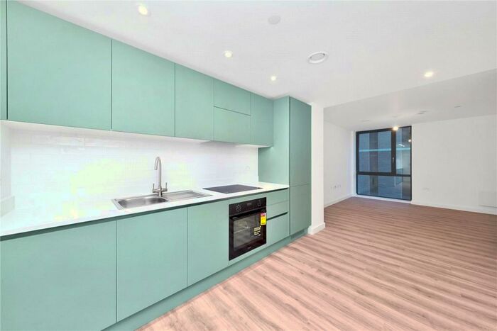 Apartment To Rent In Viva Court, Kimpton Road, Luton, LU2